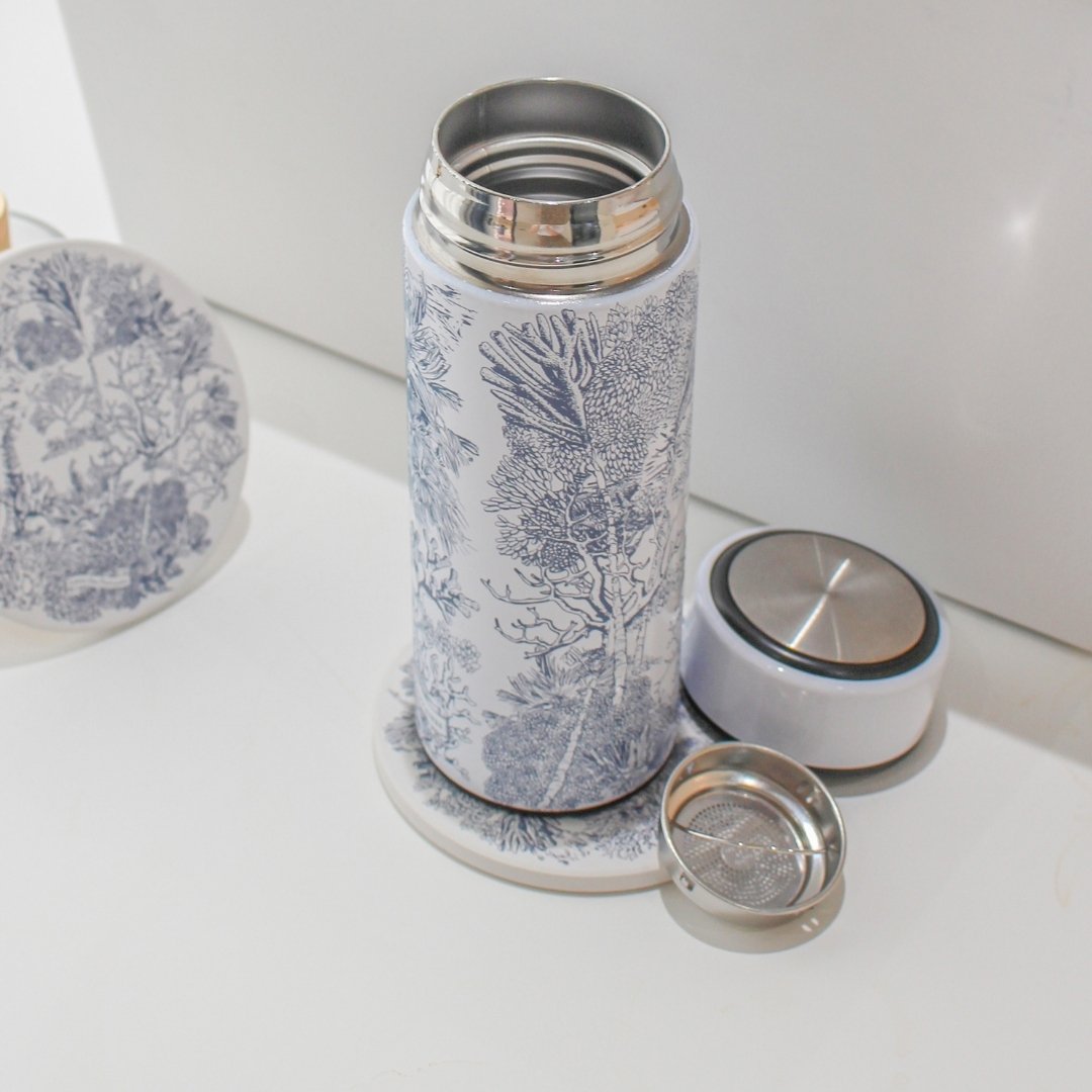 Toile De Jouy Dusty Blue Vacuum Bottle (360ml)
