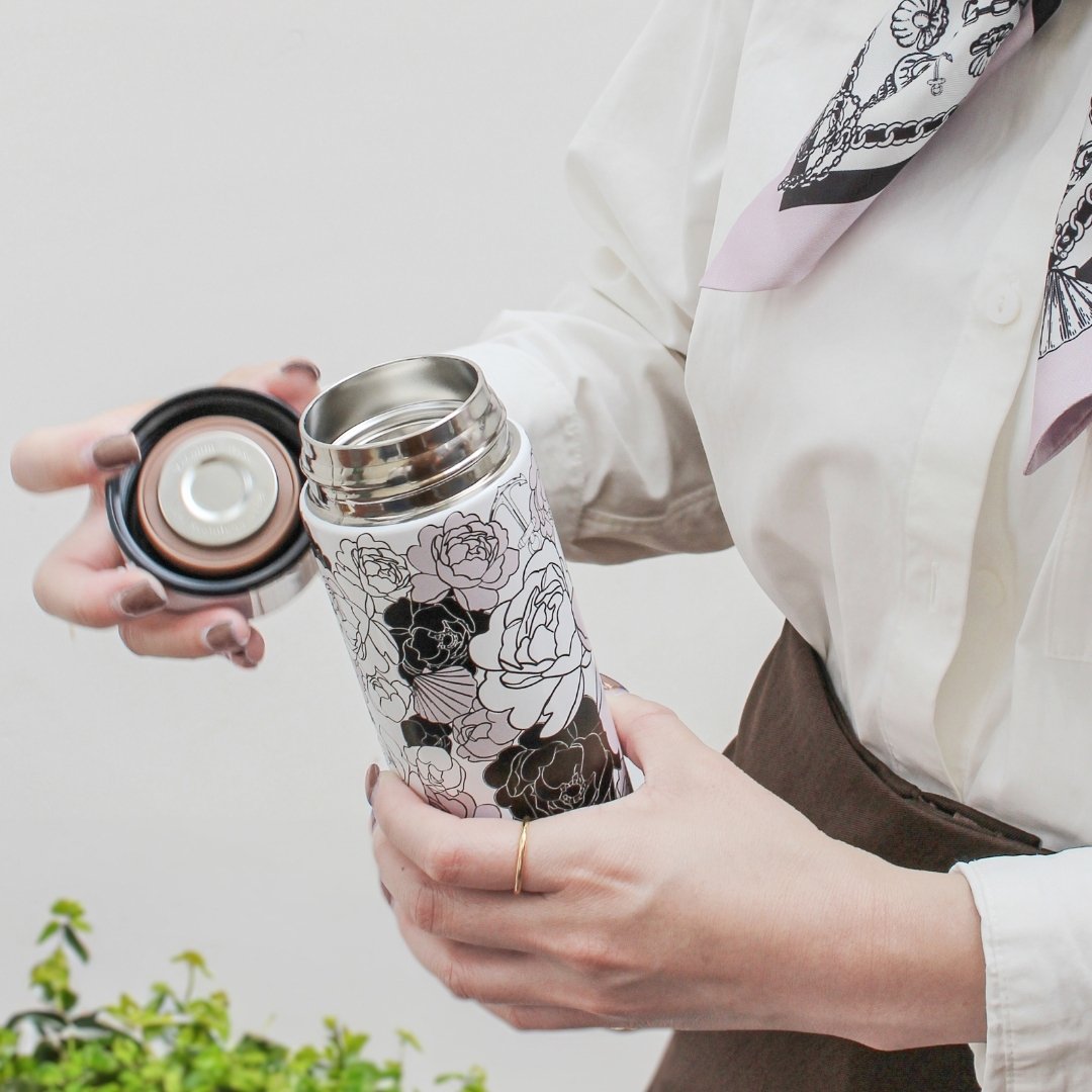 Classy and Fabulous Peony Vacuum Bottle (360ml)