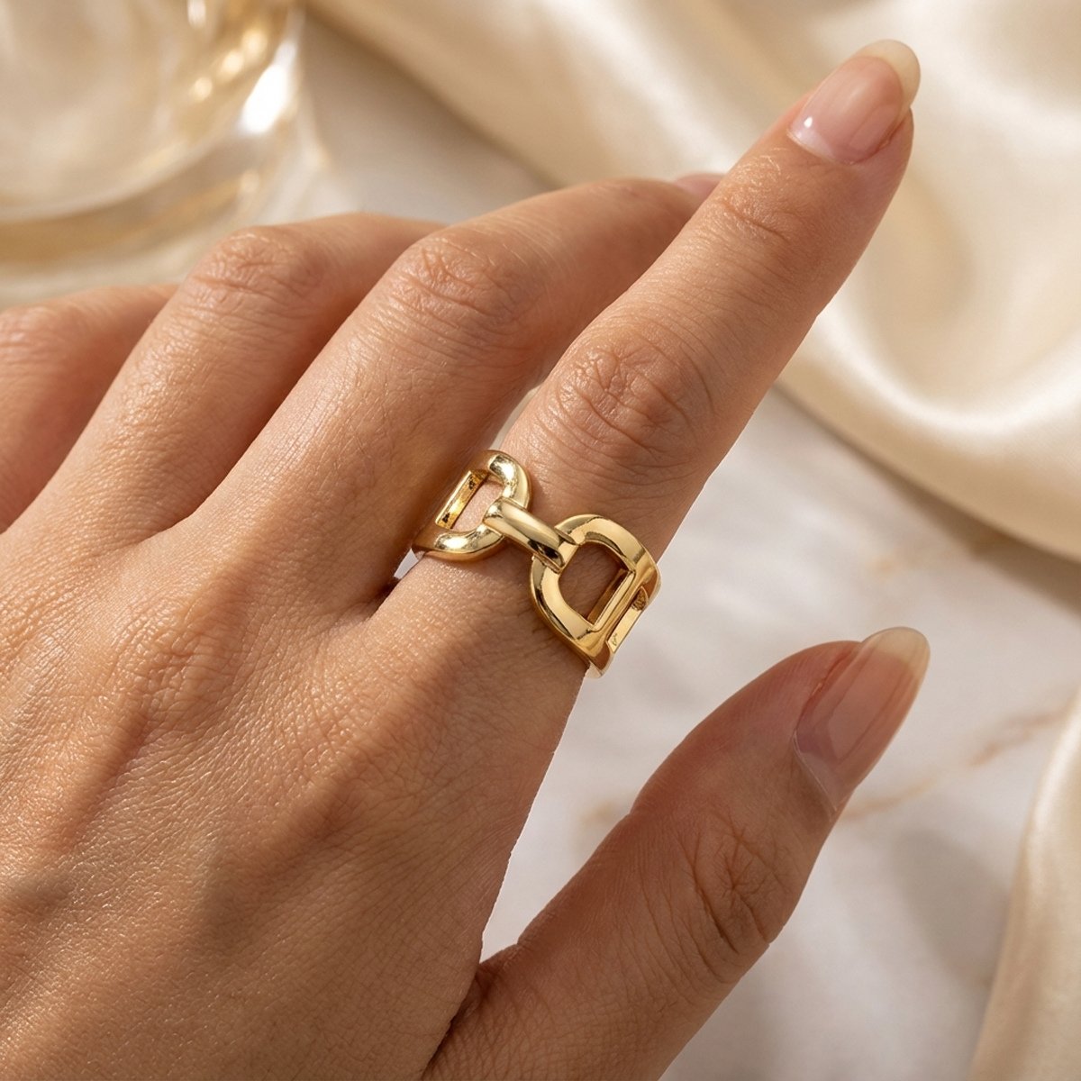 Silken Embrace Amelie Scarf Ring