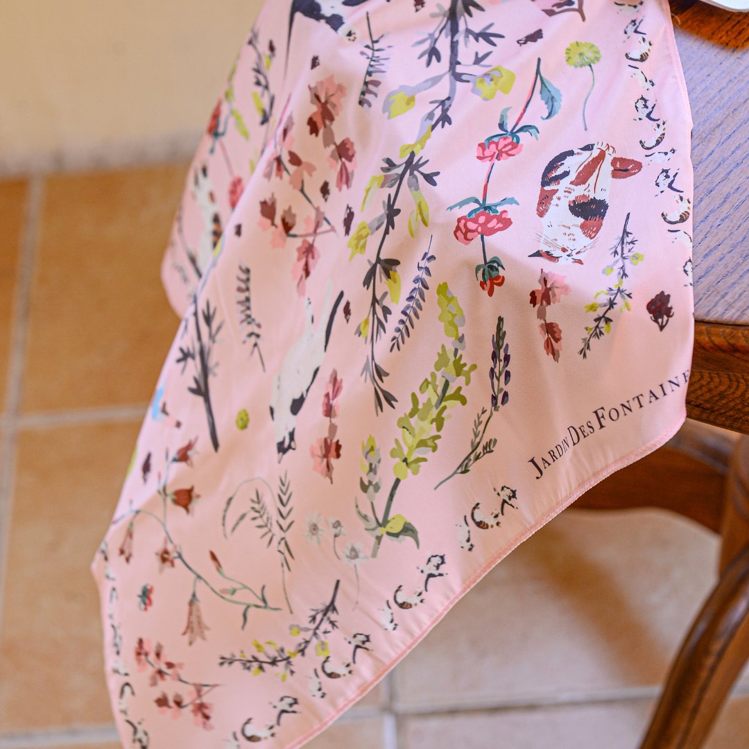 Yogis Cat and Flower Pink Field Silky Scarf (45cm)