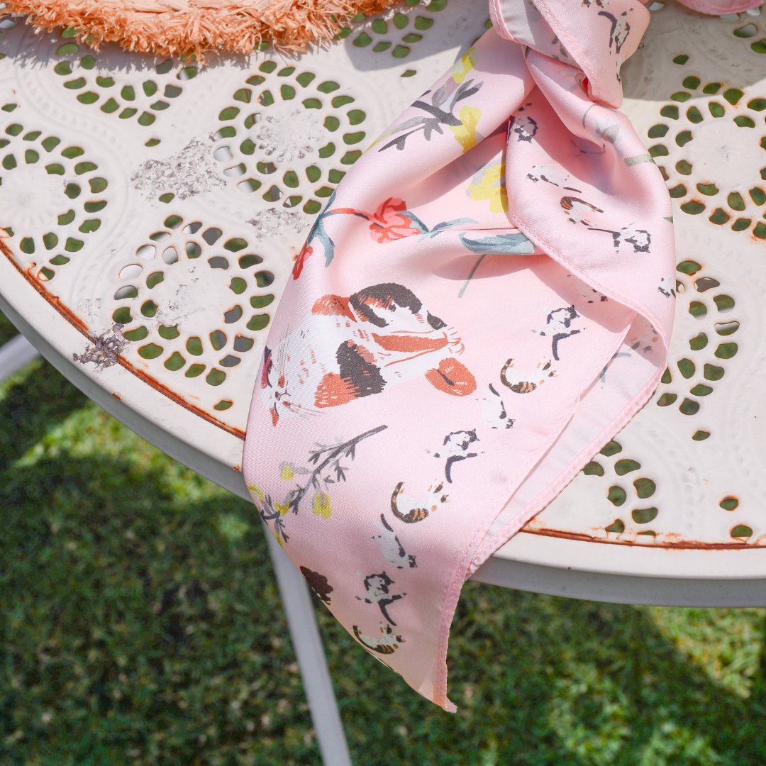 Yogis Cat and Flower Pink Field Silky Scarf (45cm)