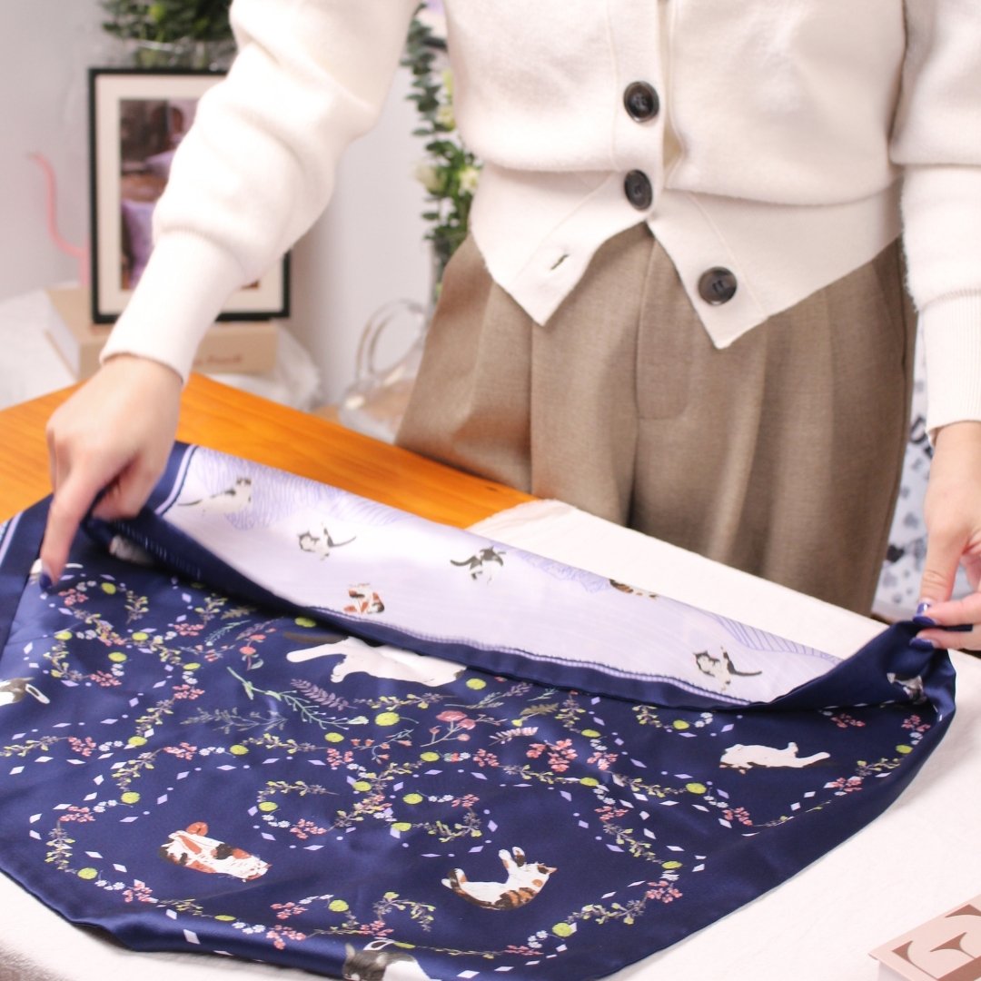 Yogis Cat and Flower Navy Tatra Mountain Silky Scarf Gift Set (Double Face Silky Scarf and Scarf Ring)